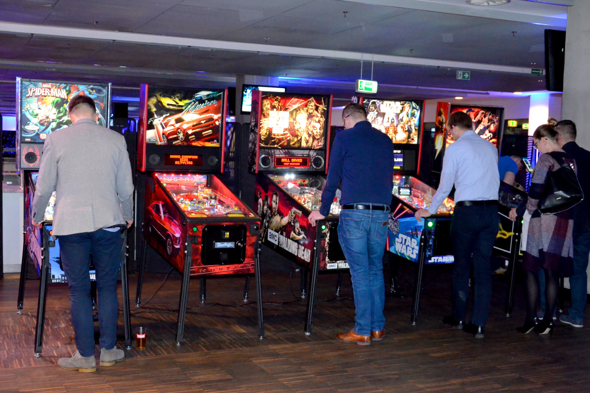 Flippery Pinball Retro - 5 - impreza retro wynajem atrakcji