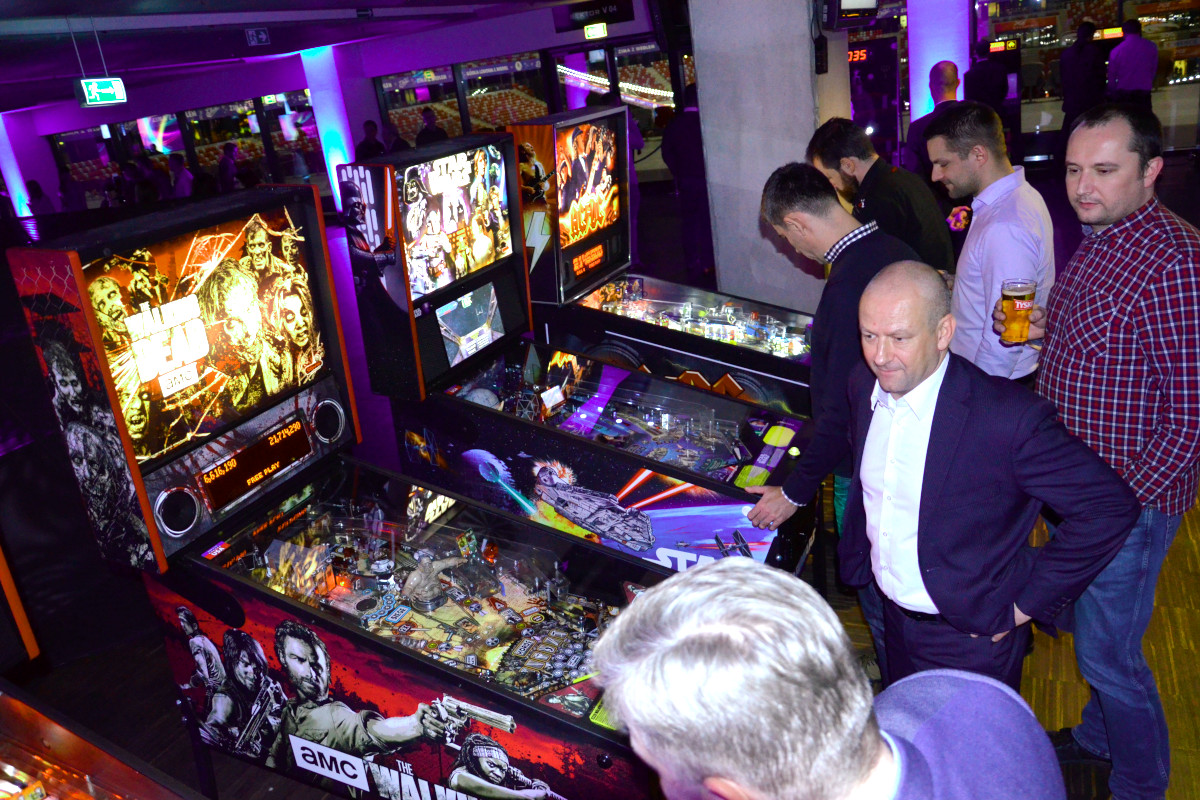 Flippery Pinball Retro - 9 - event retro symulatory wynajem