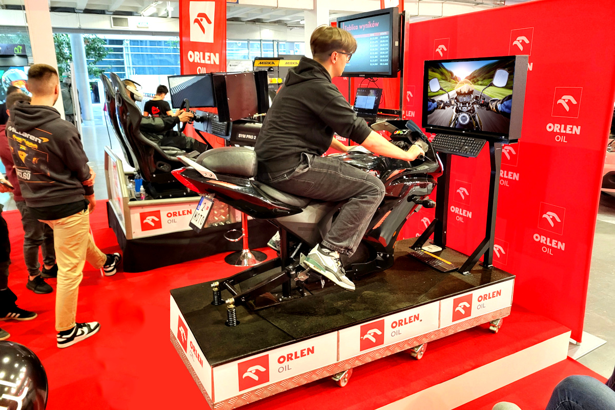 symulator jazdy na motocyklu