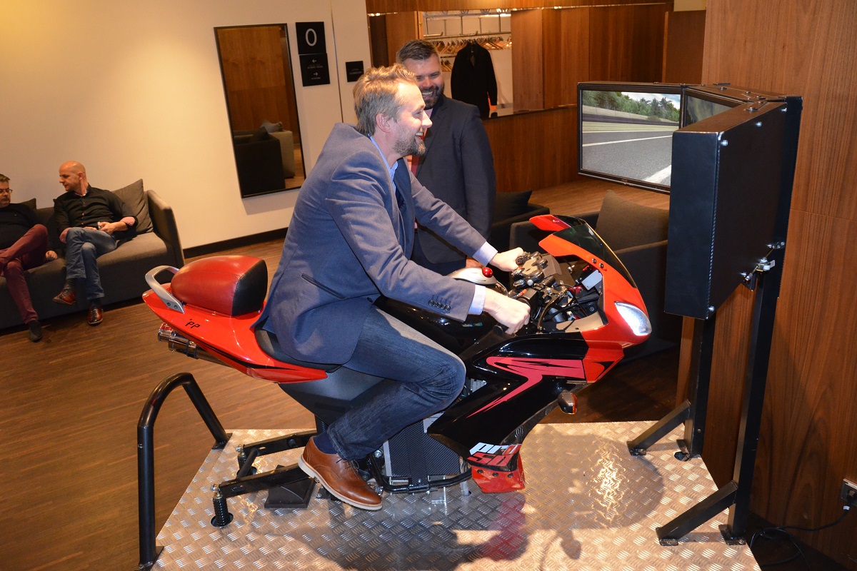 Symulator motocykla wynajem zloty motocyklowe